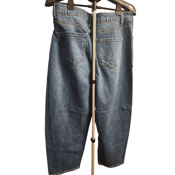 Woman's 16 Barrel Jean Medium Wash High Rise - Picture 3 of 3